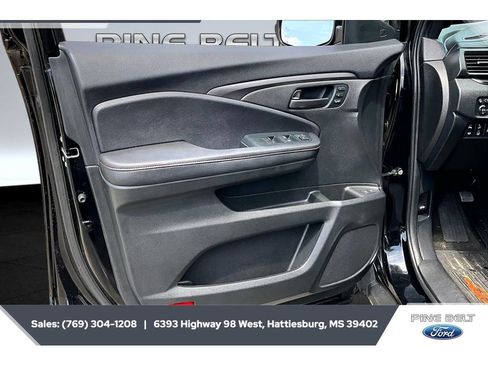Used 2023 Honda Passport TrailSport image 17