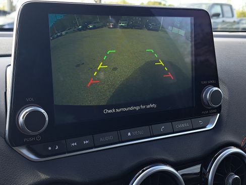 Certified 2025 Nissan Sentra SR image 26