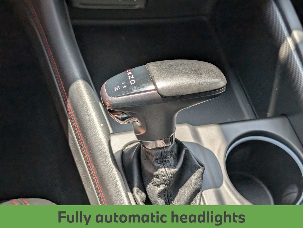 Used 2024 Dodge Durango GT RWD image 24
