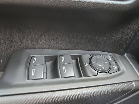 Used 2024 Chevrolet Silverado 1500 Custom AWD/4WD image 31