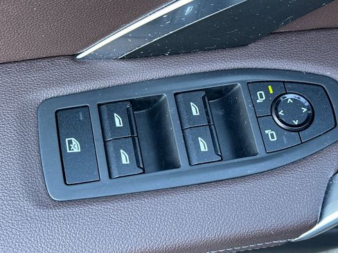 Used 2023 BMW X1 xDrive28i image 12