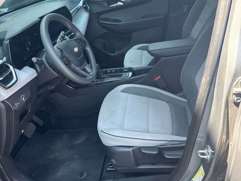 Used 2025 Chevrolet TrailBlazer LT FWD image 12