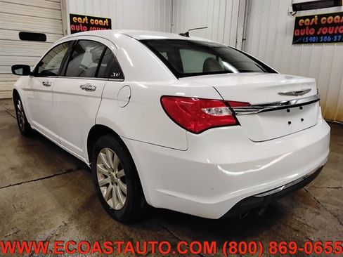 Used 2014 Chrysler 200 Limited w/ Sun/Sound Group FWD image 6