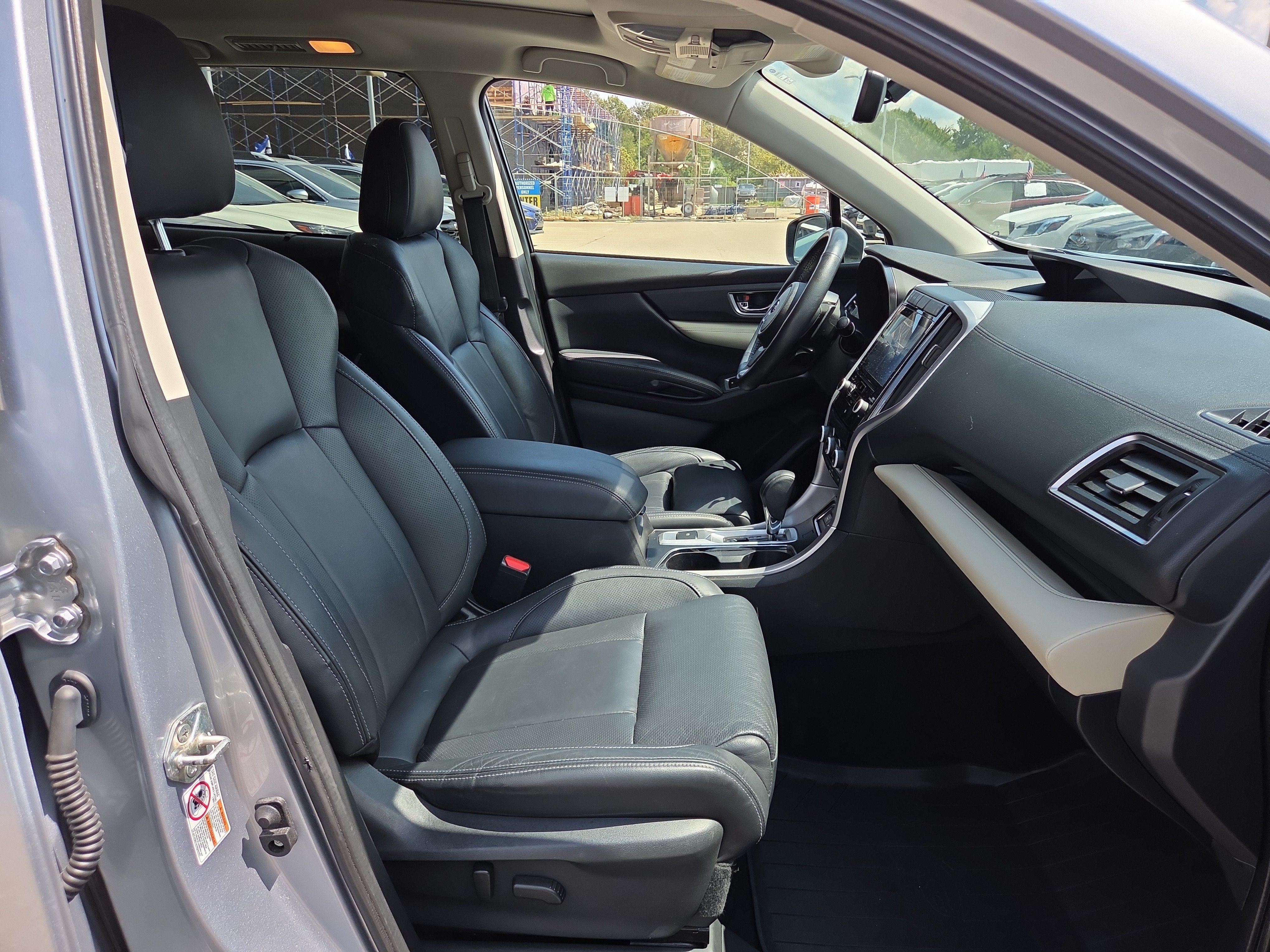 Used 2019 Subaru Ascent Limited AWD/4WD image 17
