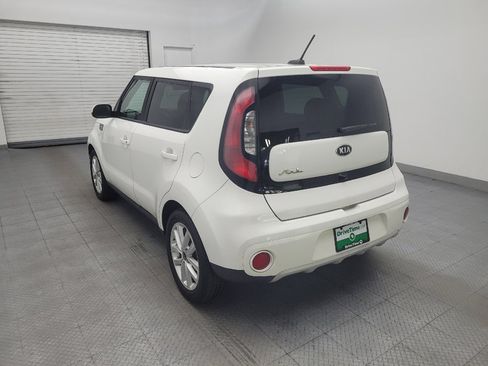 Used 2019 Kia Soul + FWD image 5