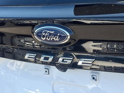 Used 2024 Ford Edge SEL AWD/4WD image 30