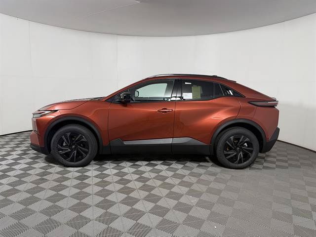 New 2026 Toyota C-HR AWD/4WD image 4