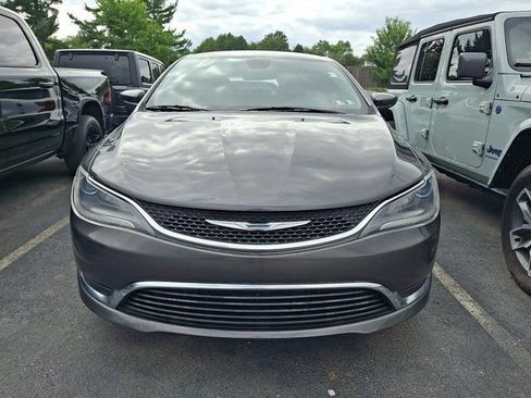 Used 2015 Chrysler 200 Limited FWD image 2