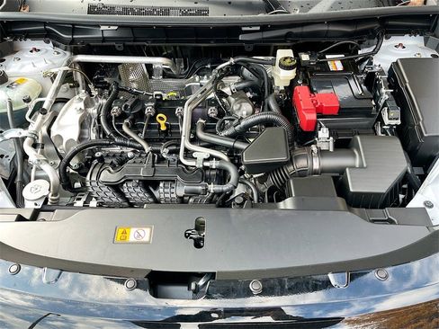 New 2025 Mitsubishi Outlander SE image 34