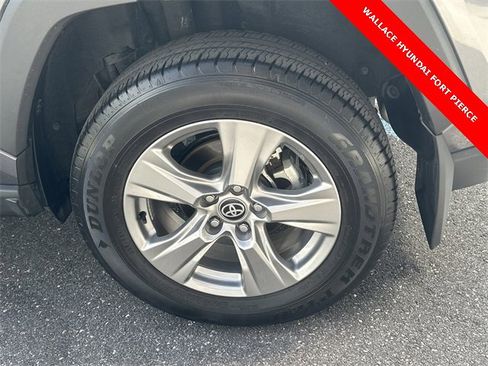Used 2024 Toyota RAV4 XLE w/ Convenience Package image 14