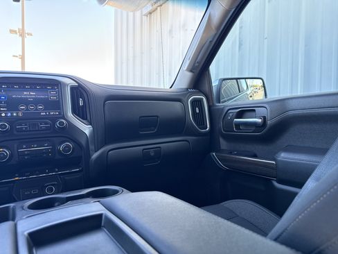 Used 2019 Chevrolet Silverado 1500 LT Trail Boss image 24