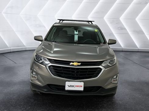 Used 2018 Chevrolet Equinox LT FWD image 2