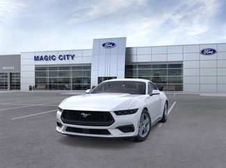 New 2026 Ford Mustang Coupe video 2