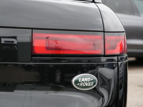 Used 2023 Land Rover Range Rover Sport SE Dynamic AWD/4WD image 11