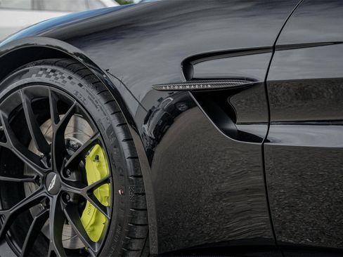 New 2026 Aston Martin V8 Vantage Roadster image 39