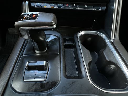 Used 2024 GMC Sierra 1500 Denali Ultimate image 18