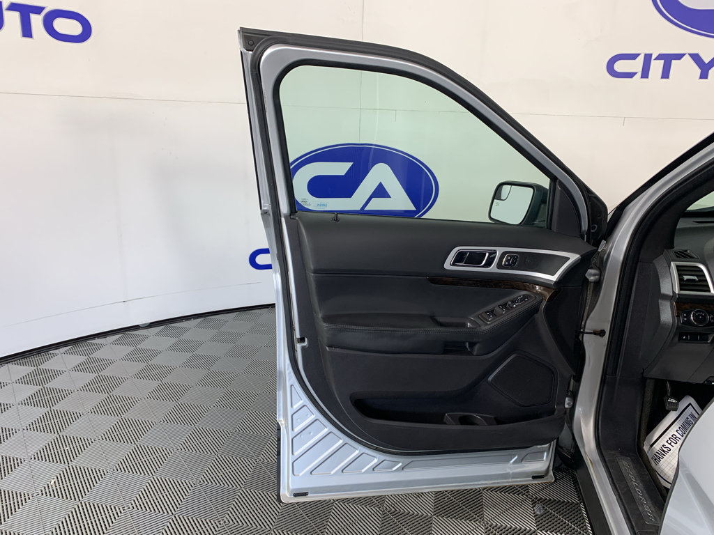 Used 2012 Ford Explorer Limited FWD image 13