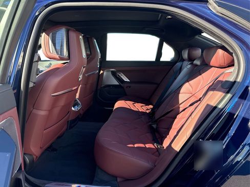 New 2026 BMW 740i 740i image 9