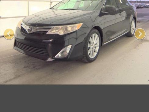 Used 2012 Toyota Camry XLE image 1