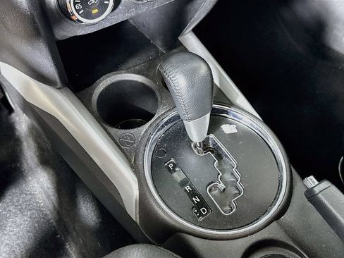 Used 2014 Mitsubishi Outlander Sport SE AWD/4WD image 16