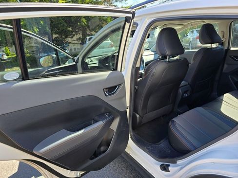 Certified 2025 Subaru Crosstrek 2.5i Limited w/ Crosstrek Mirror Package AWD/4WD image 9