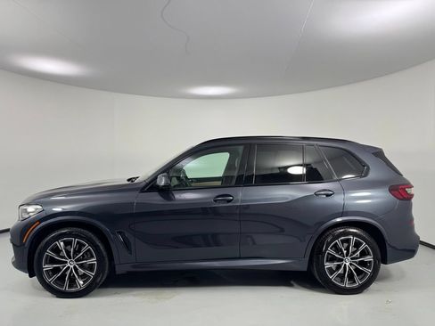 Used 2022 BMW X5 xDrive40i w/ M Sport Package AWD/4WD image 4