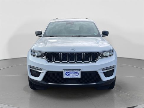 Used 2022 Jeep Grand Cherokee Limited 4xe image 34