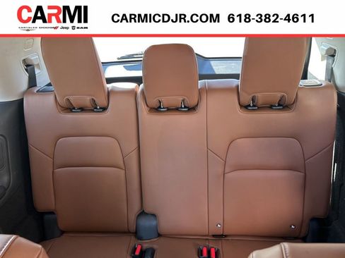 Used 2022 Nissan Pathfinder Platinum w/ Cargo Package AWD/4WD image 37