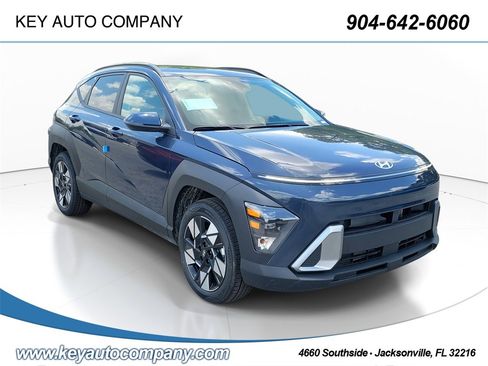 Used 2025 Hyundai Kona SEL image 1