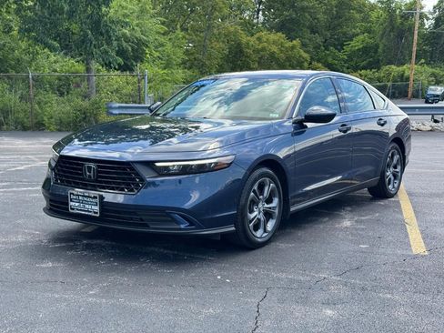 Certified 2023 Honda Accord EX image 9