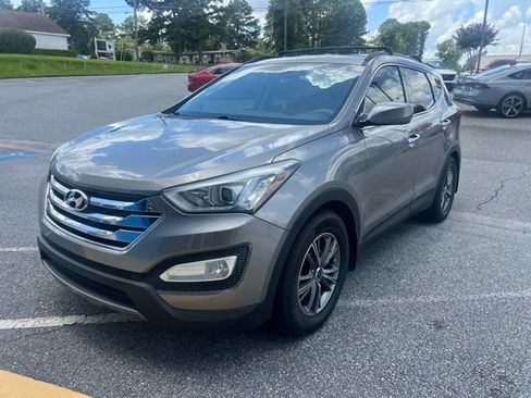 Used 2014 Hyundai Santa Fe Sport w/ Popular Equipment Package 02 FWD image 4