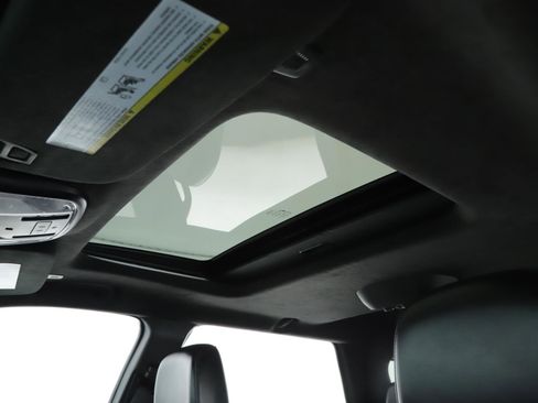 Used 2022 Dodge Durango R/T image 17