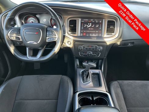 Used 2022 Dodge Charger Scat Pack w/ Dynamics Package image 2