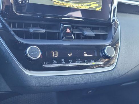 Used 2024 Toyota Corolla LE image 11