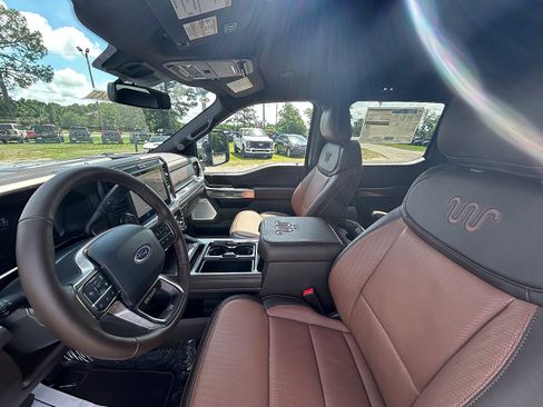 New 2026 Ford F250 King Ranch w/ Chrome Package AWD/4WD image 7