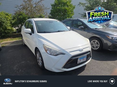 Used 2016 Scion iA FWD image 1