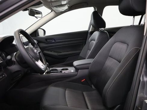 New 2026 Nissan Altima 2.5 SV AWD/4WD image 12