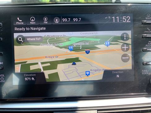 Used 2018 Honda Accord Touring image 13