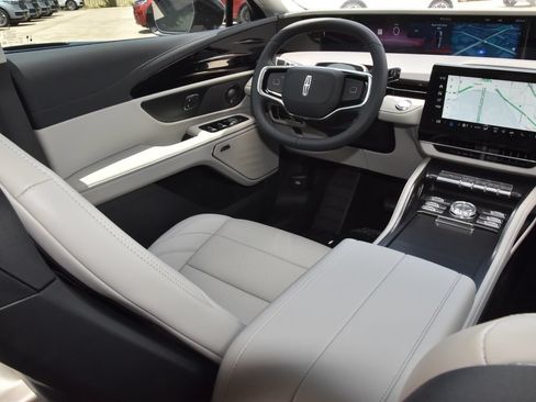 New 2026 Lincoln Nautilus Premier w/ Equipment Group 102A AWD/4WD image 15