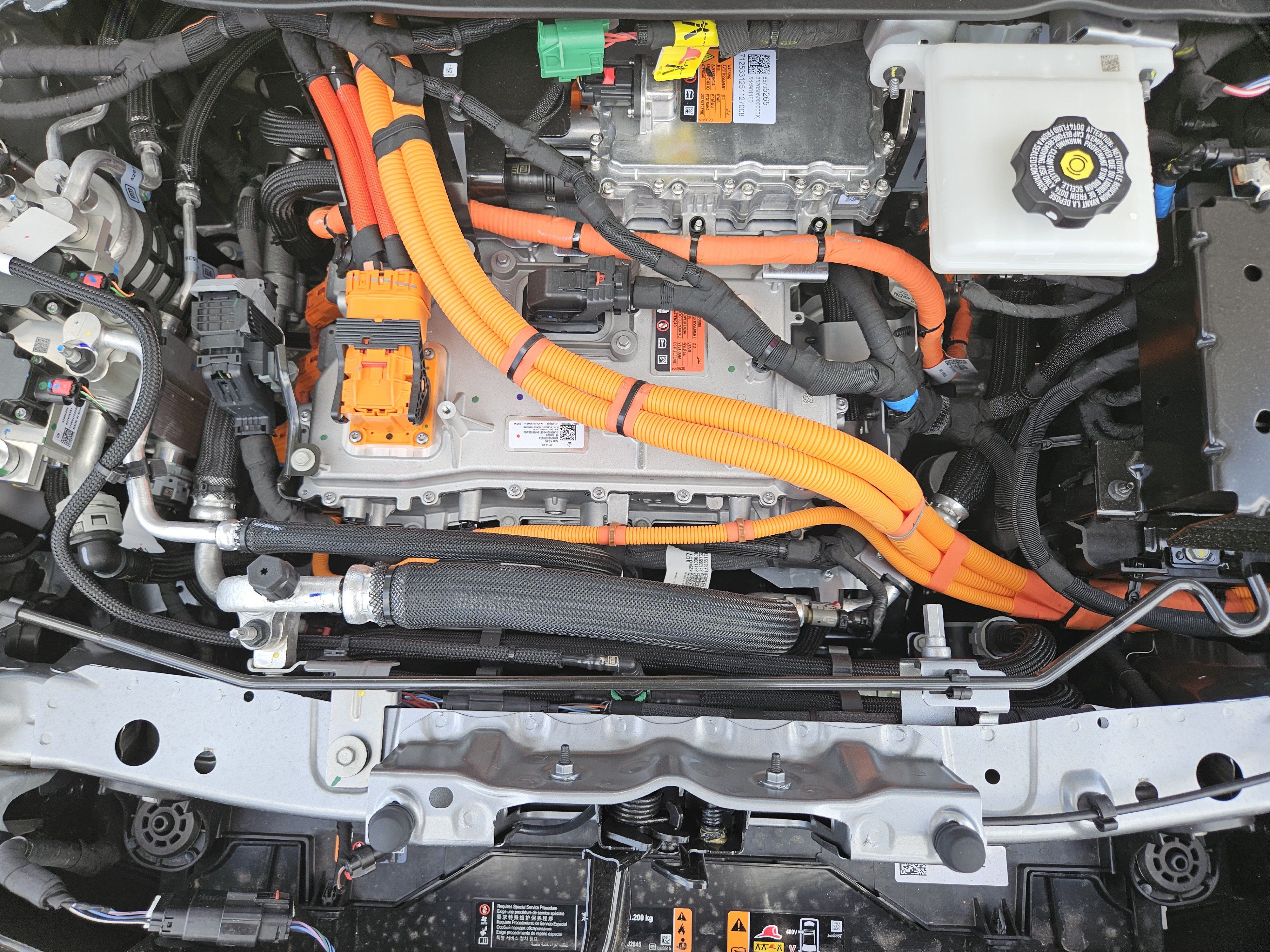 New 2027 Chevrolet Bolt LT w/ Comfort Package FWD image 22