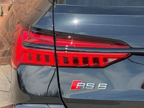 Used 2026 Audi RS 6 performance image 27