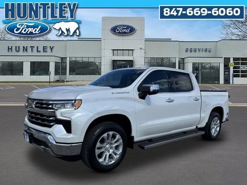 Used 2025 Chevrolet Silverado 1500 LTZ w/ Technology Package AWD/4WD image 1