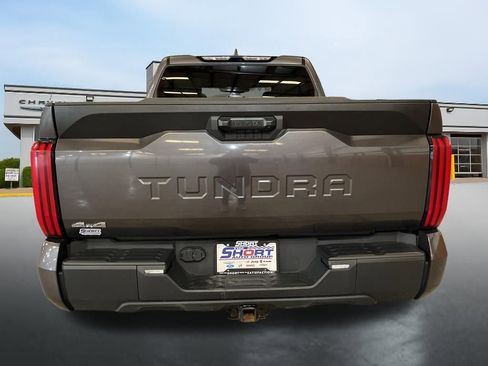 Used 2025 Toyota Tundra SR5 AWD/4WD image 4