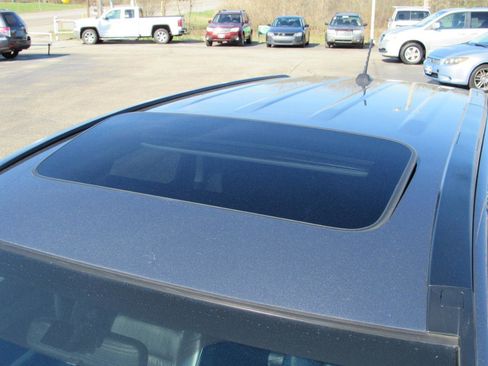 Used 2010 Honda CR-V EX-L image 4