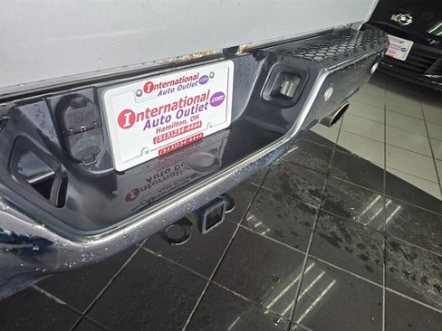 Used 2017 RAM 1500 Big Horn AWD/4WD image 30