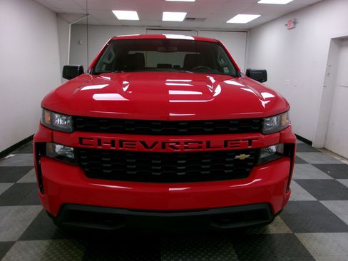 Used 2019 Chevrolet Silverado 1500 Custom w/ Trailering Package AWD/4WD image 15