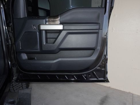 Used 2022 Ford F350 Lariat image 42