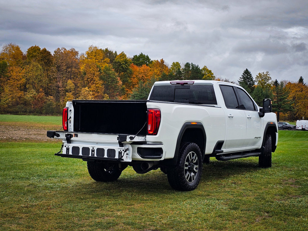 Used 2020 GMC Sierra 3500 AT4 w/ AT4 Premium Package AWD/4WD image 4