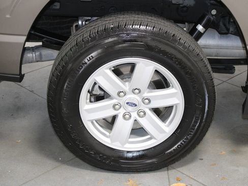 Used 2023 Ford F150 XLT image 14