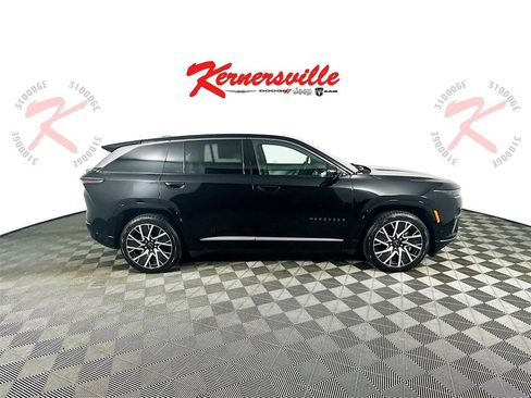 New 2025 Jeep Wagoneer S Limited image 8